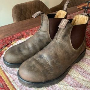 Blundstones, Men’s size 8